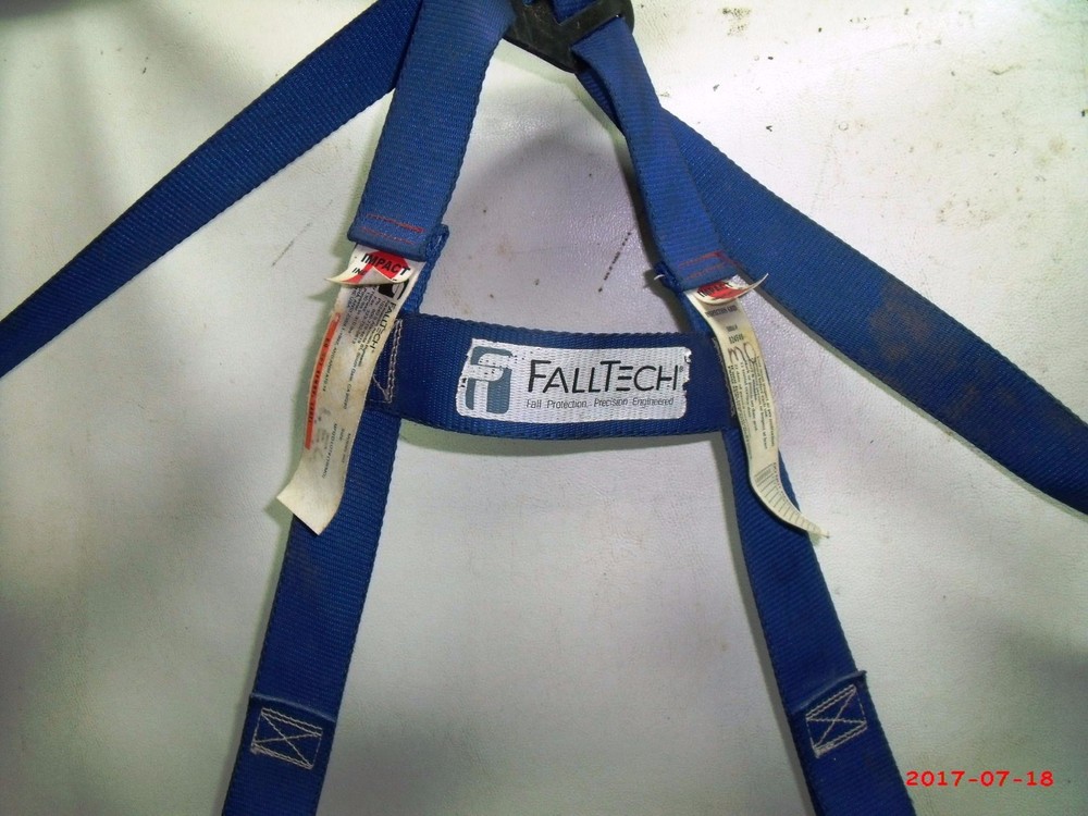 Safety Harness FallTech Contractor Full Body Roofer/Warehouse Tool Fall Tech Bra