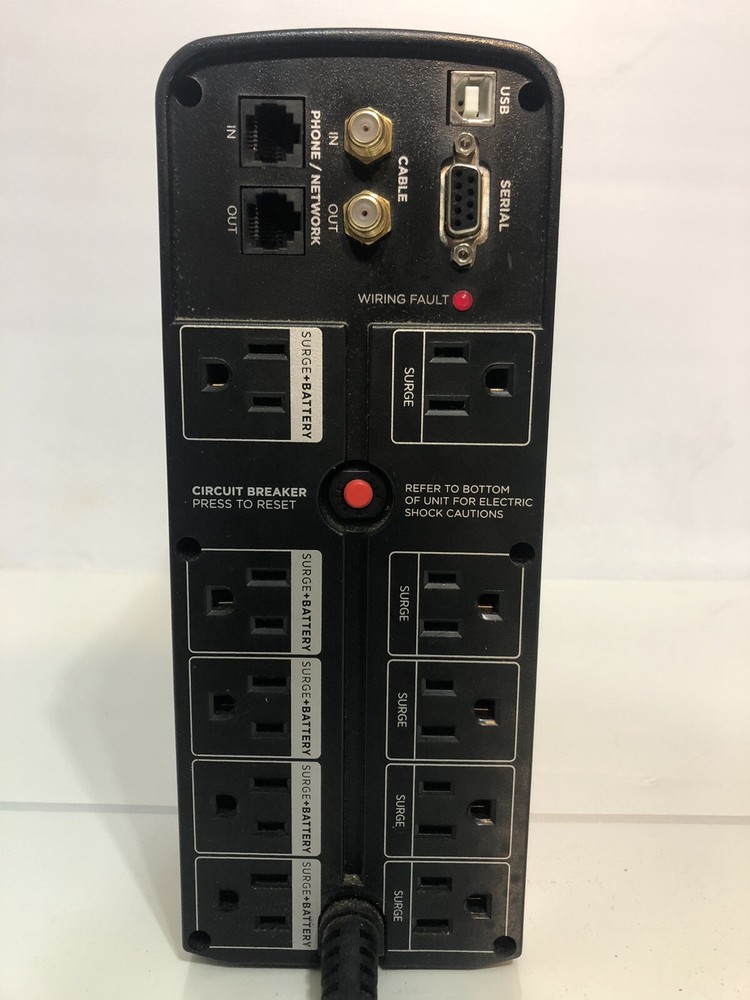 CyberPower CST135XLU 1350VA/810W AVR, LCD, USB - TESTED