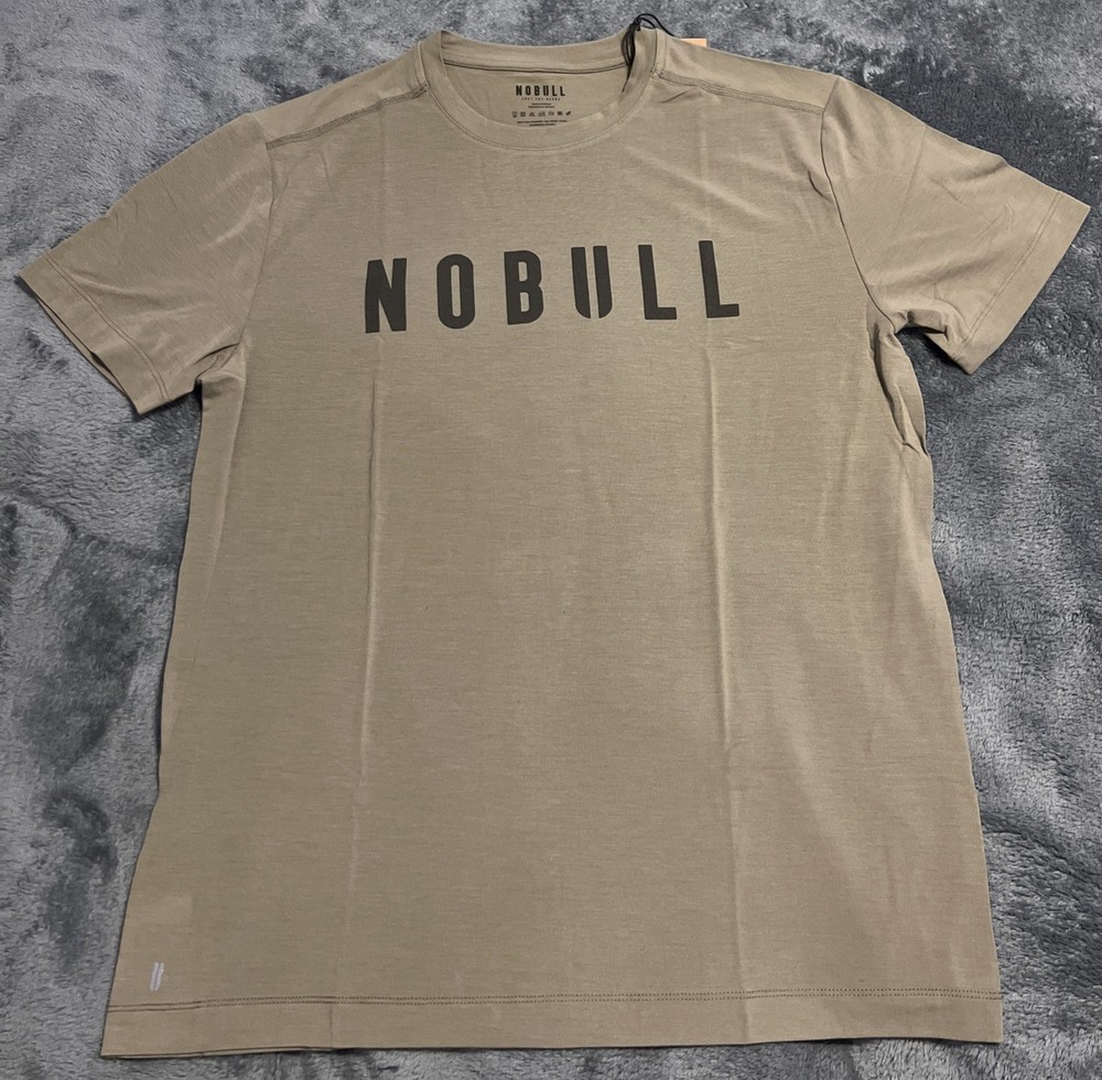 Medium Men's NOBULL V2 Slim Tee