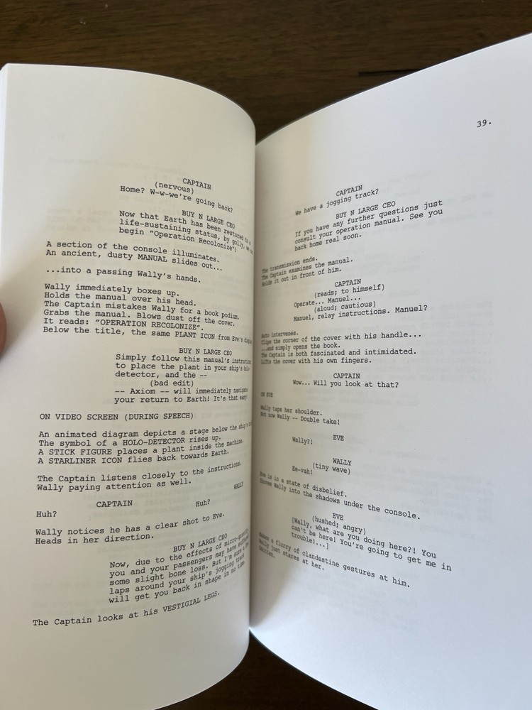 Rare Disney/Pixar FOR YOUR CONSIDERATION WALL-E SCRIPT in colorful cover