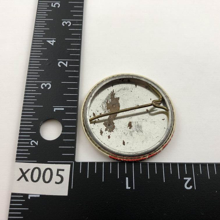 LEON ~ Vintage 1960's 70's Button Pinback