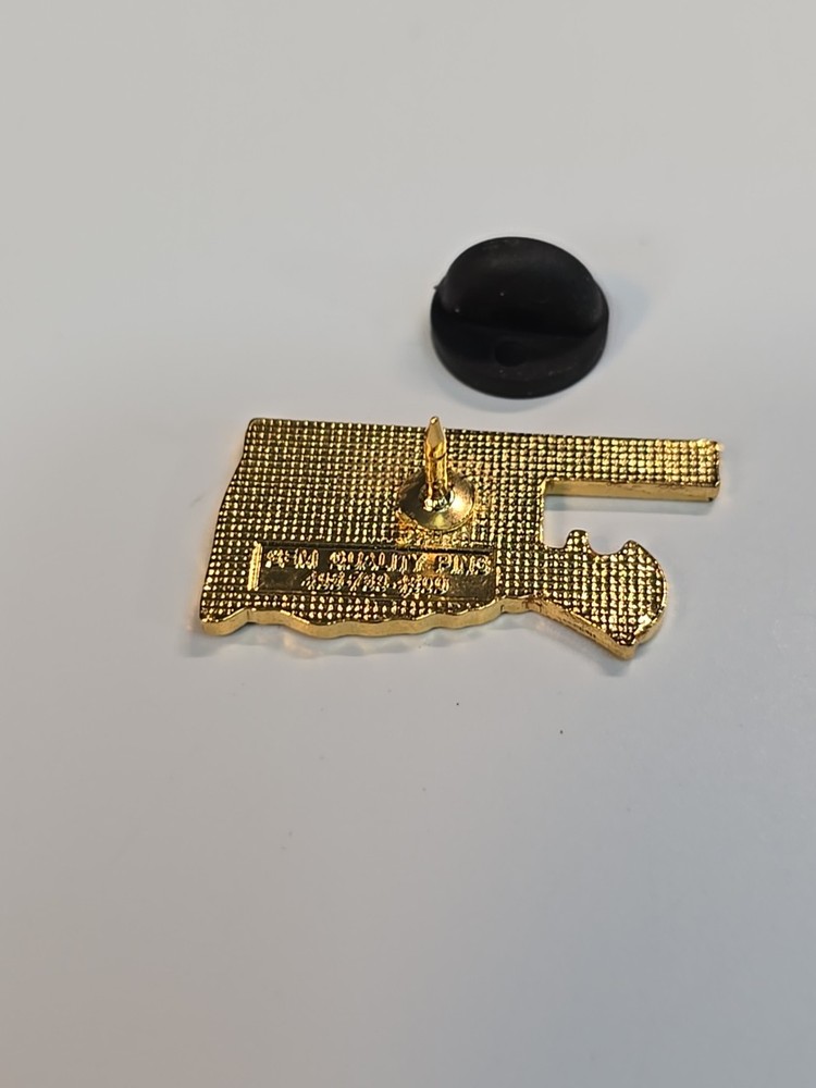 Discover Oklahoma Souvenir Lapel Pin