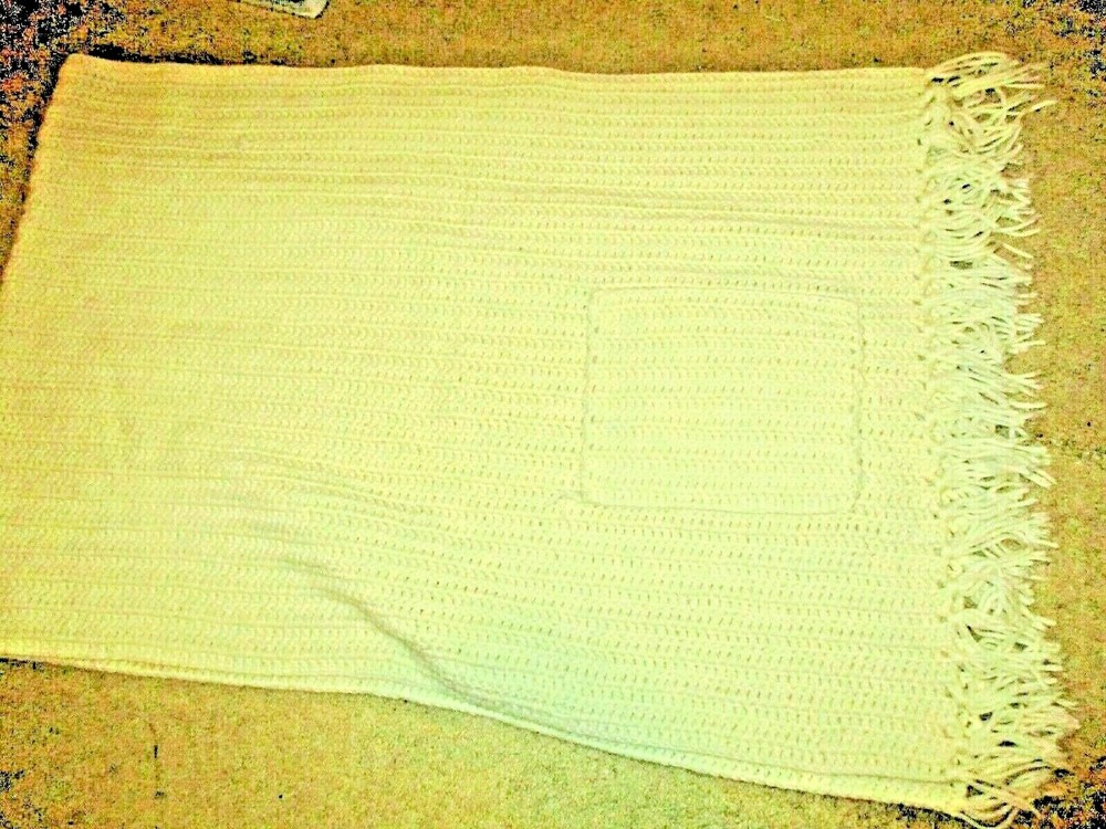 Crochet Couch runner with pockets, 64 x 22 - Double Pockets - Ivory
