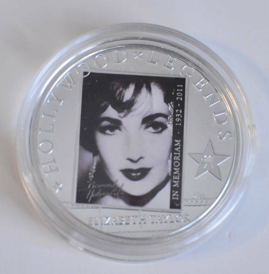 Elizabeth Taylor -  Hollywood Legend 2011 Cook Islands Cuni