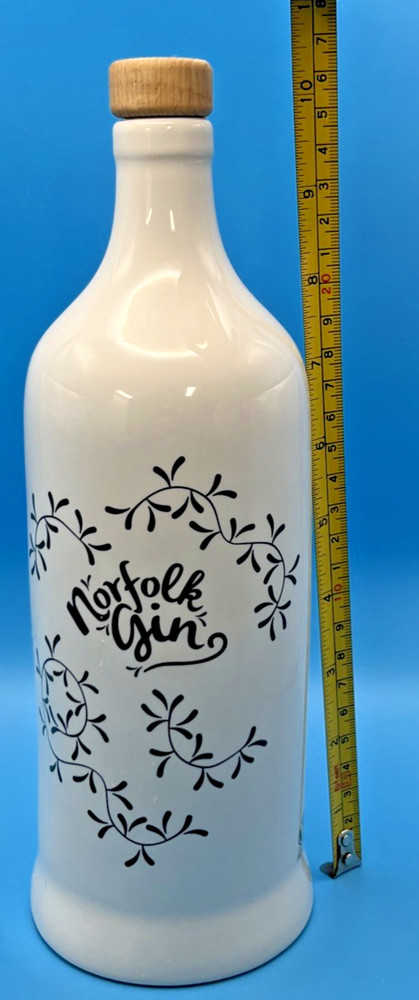 Decanter Wade Norfolk Gin Bottle Shaped White 9.75" Gift Collectable Empty