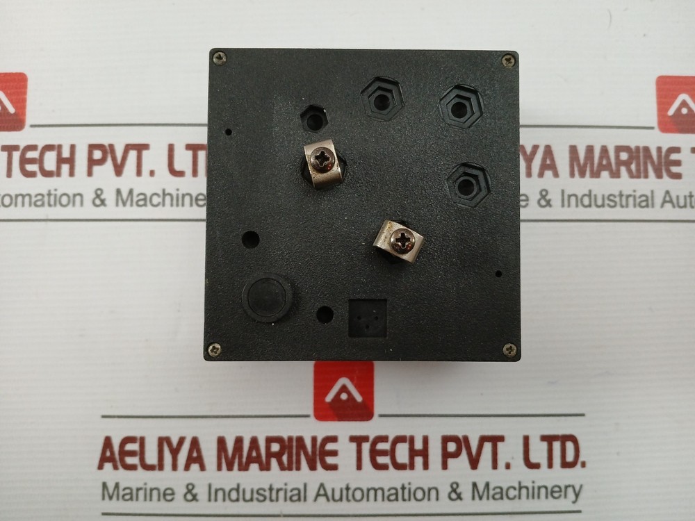 SACI 300/5A Voltmeter