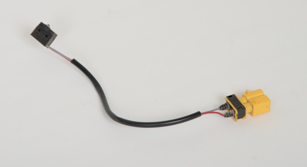 Genuine BMW E36 Door component. Microswitch 61311387028