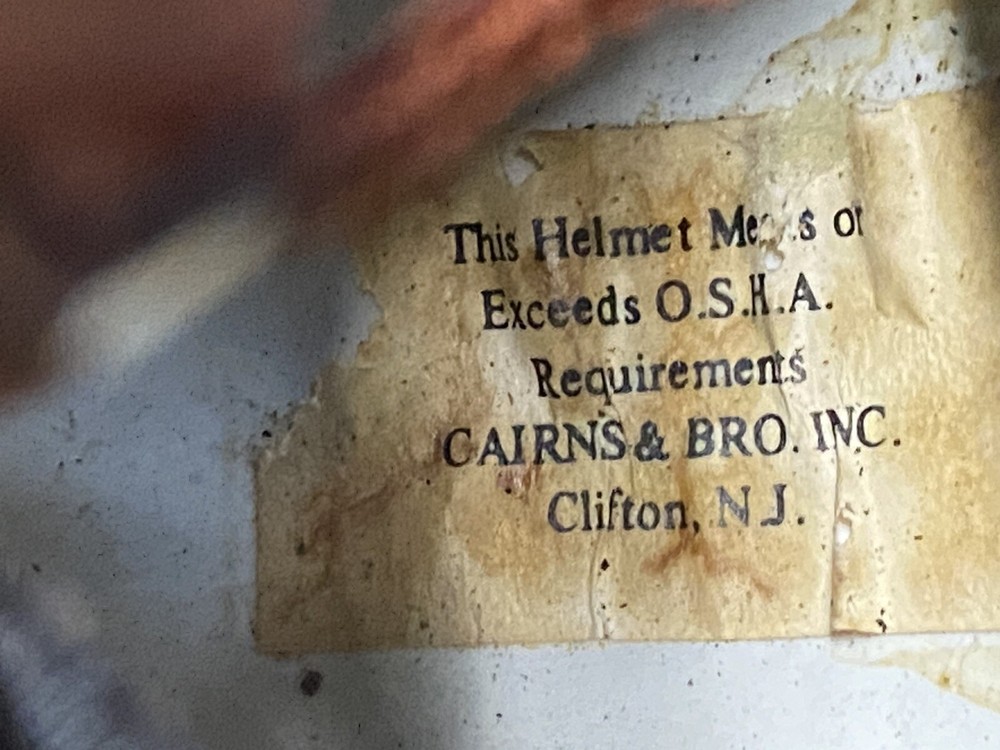 Cairns White Fire Helmet Seneca Illinois ￼