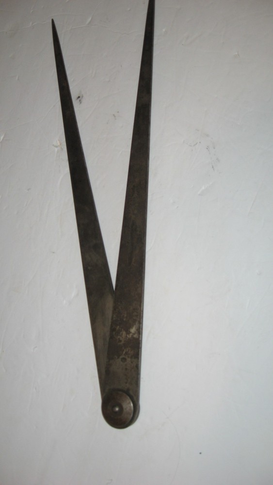 VINTAGE ID-OD CALIPER NICE MOVEMENT. 17"