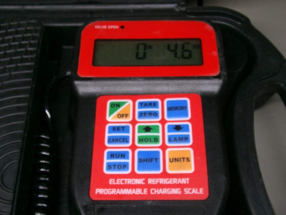 ZORO 5PWF7 PROGRAMMABLE REFRIGERANT SCALE