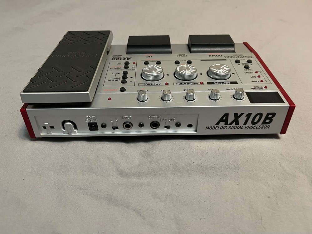 Korg Toneworks AX10B Multi Effects Pedal