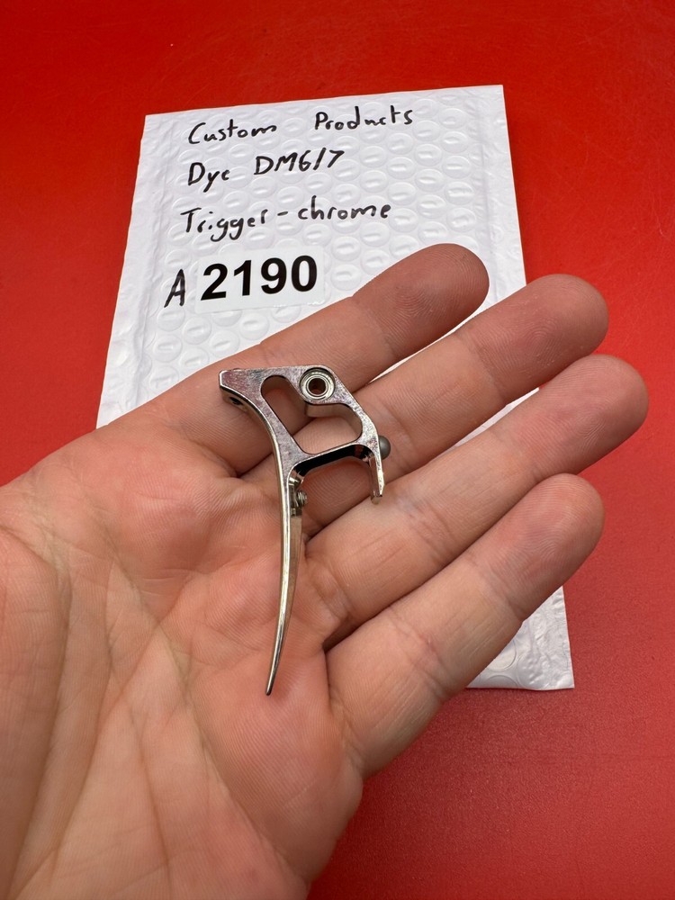 Custom products Dye DM6/7 Trigger-Chrome