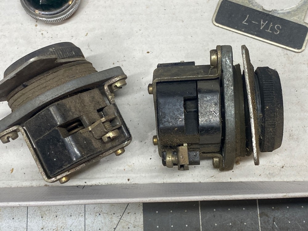 Vintage GE Illuminated Switch Indicator Panel Light Holders w/1 Glass Lens