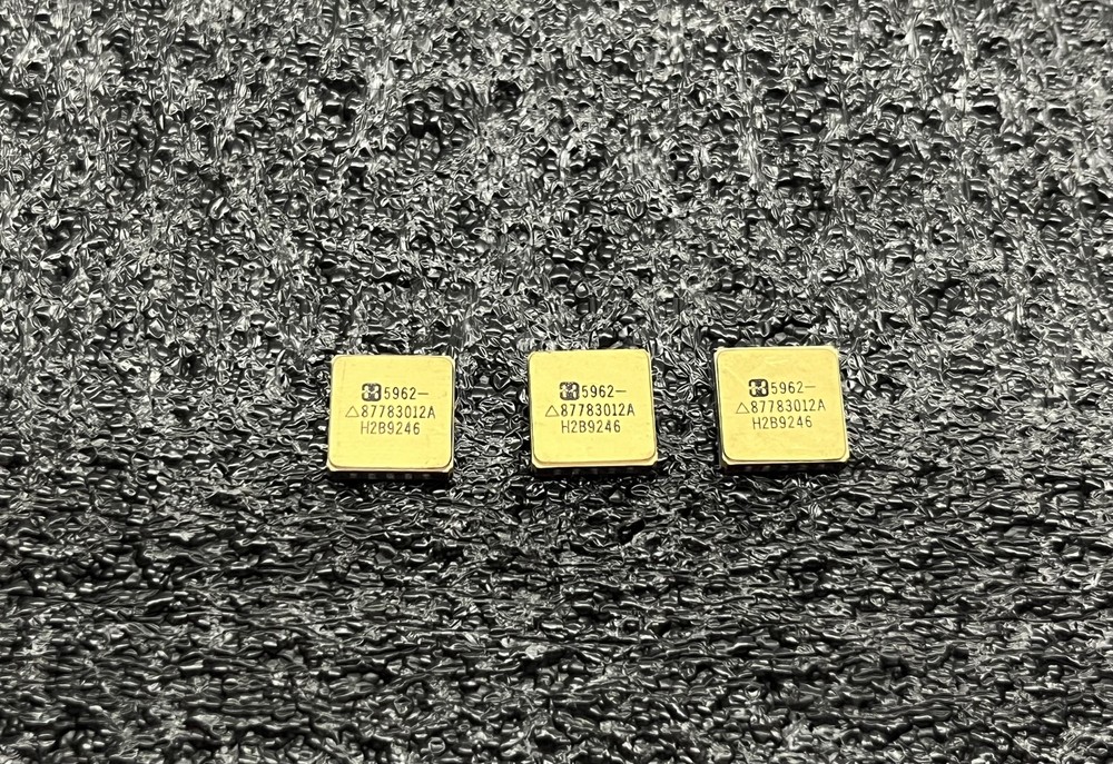 5962-87783012A PRAM Four Channel Programmable Operational Amplifier