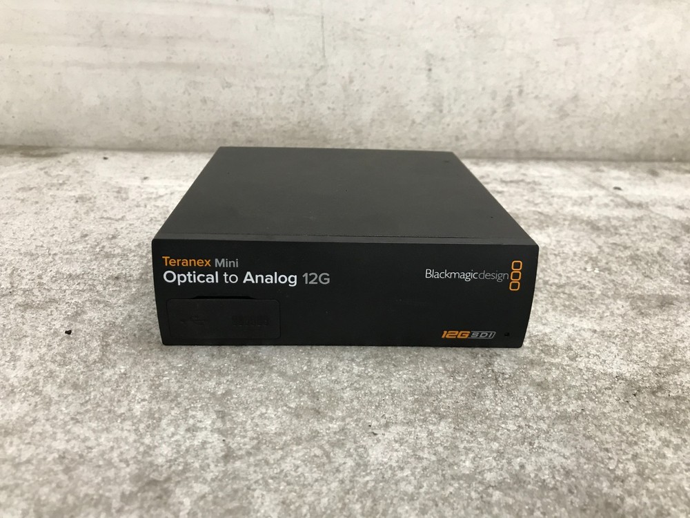 Blackmagic Design Teranex Mini Optical to Analog 12G