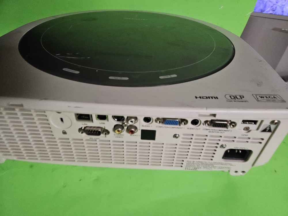 Sharp Xg-sv100w Data Projector hdmi 830h