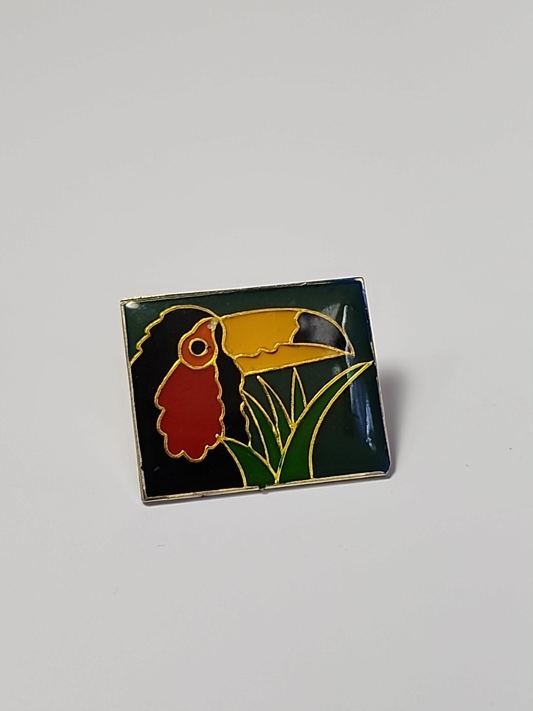 Parrot Bird Lapel Pin •