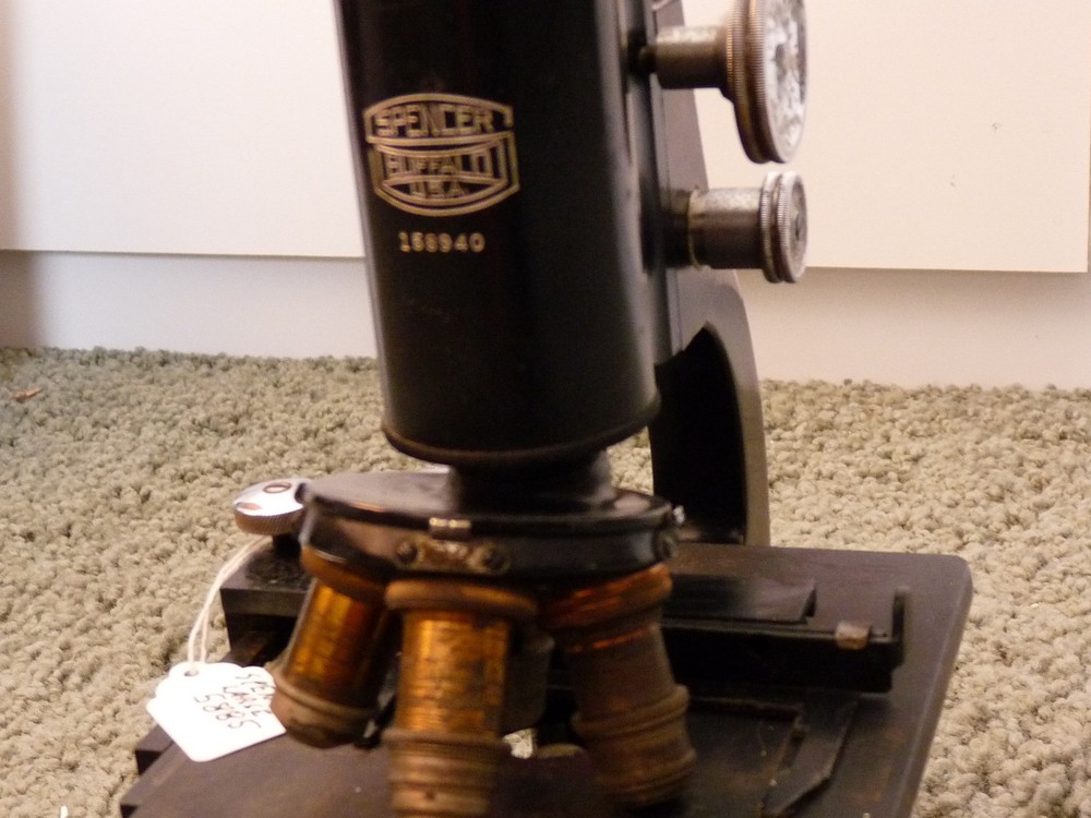 SPENCER BINOCULAR MICROSCOPE & LENSES & CASE 885