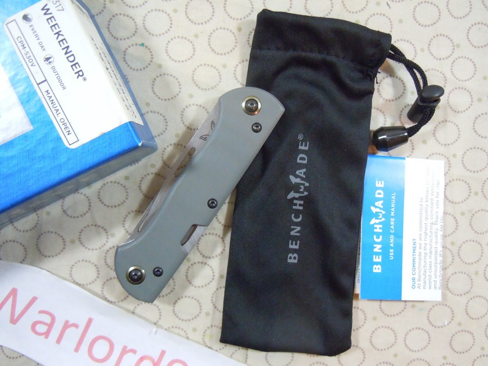 BENCHMADE WEEKENDER 317 FOLDING BLADE KNIFE.