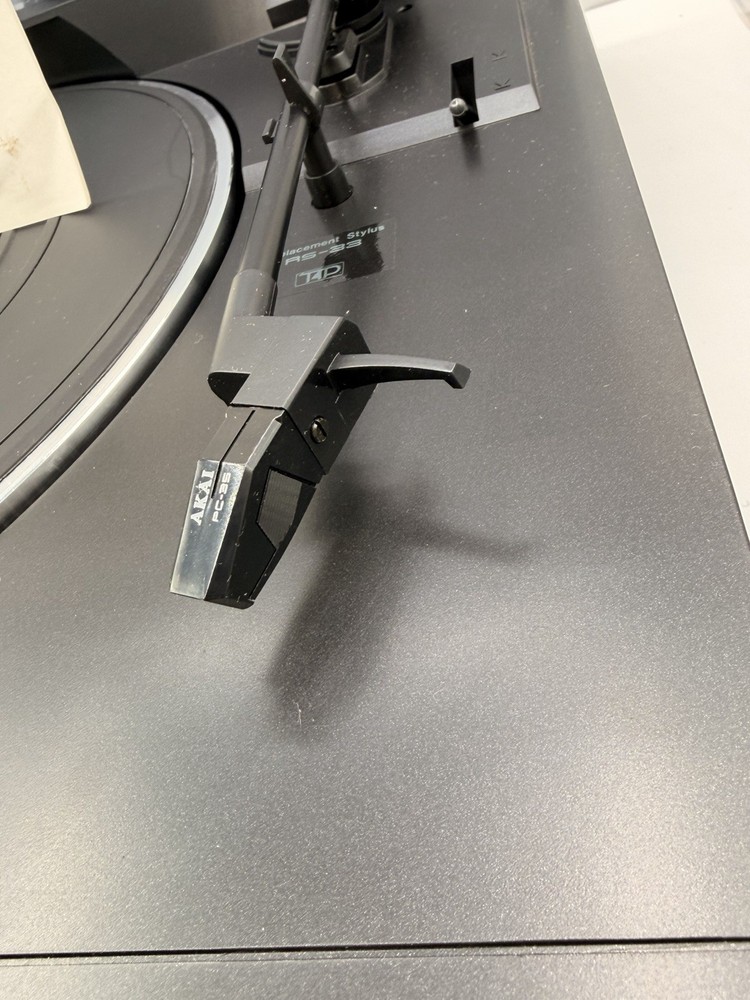 Vintage AKAI Semi Automatic Turntable A305C