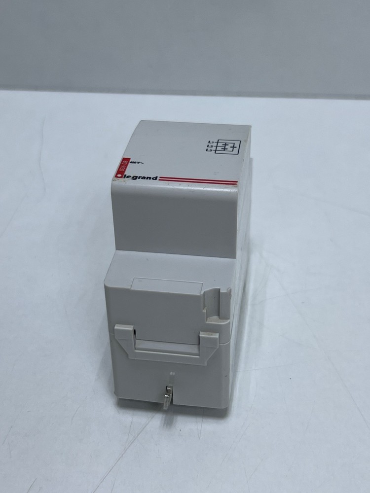 LEGRAND 036 08 PHASE COUPLER 03608