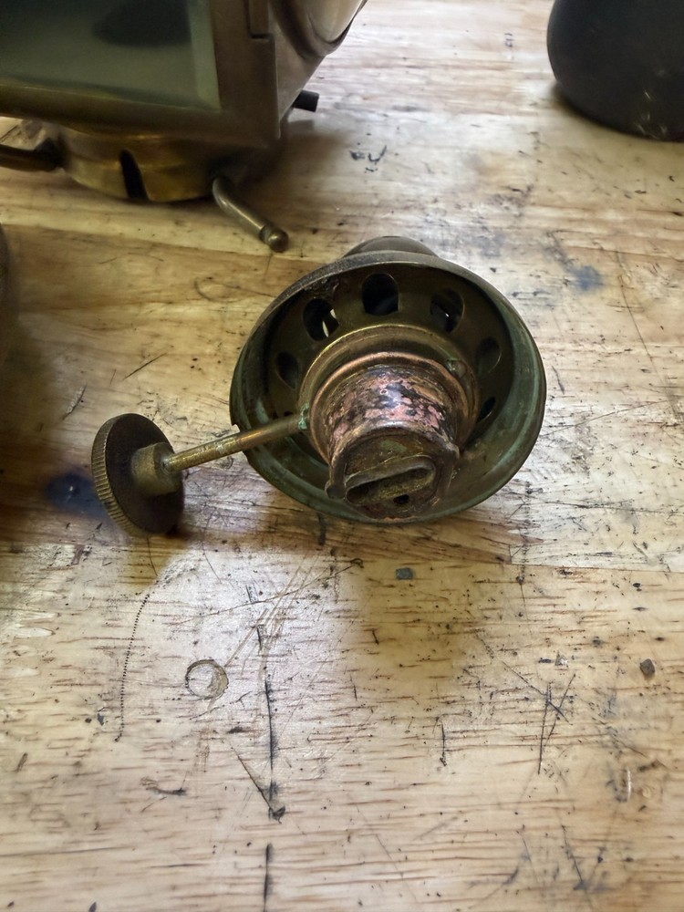 1908 patent E&J carriage lamp