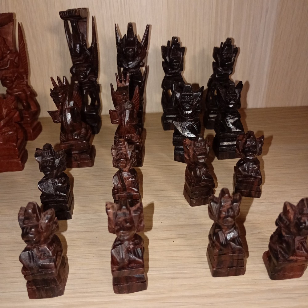 Hand Crafted Indonesian Chess Pieces