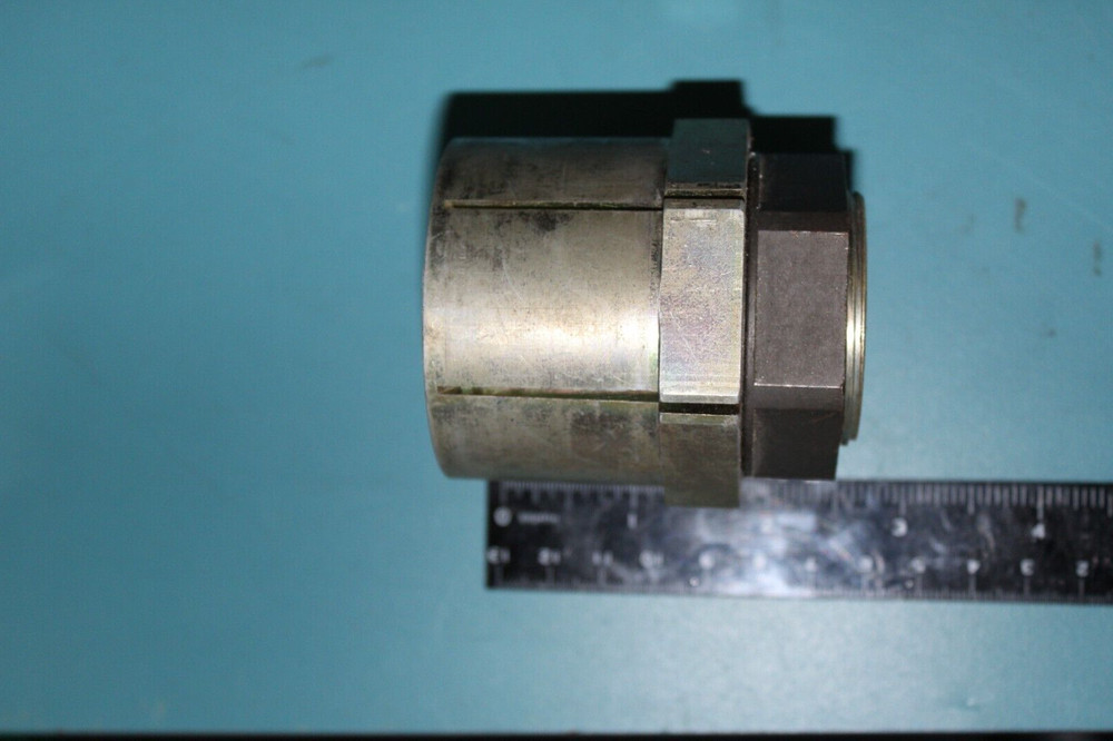 KEYLESS BUSHING 1-1/2" ID MACHINIST TOOL HOLDER ?THREE PIECE?