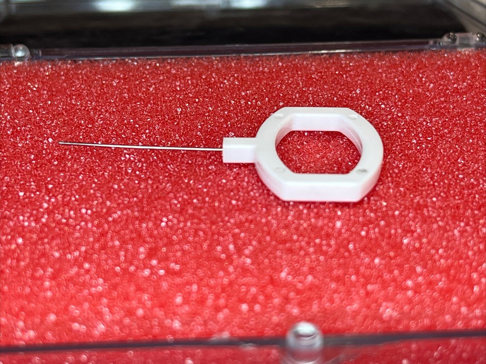 Drummond Manifold Tip Cleaning Wire Autoclavable Includes Manifold Case