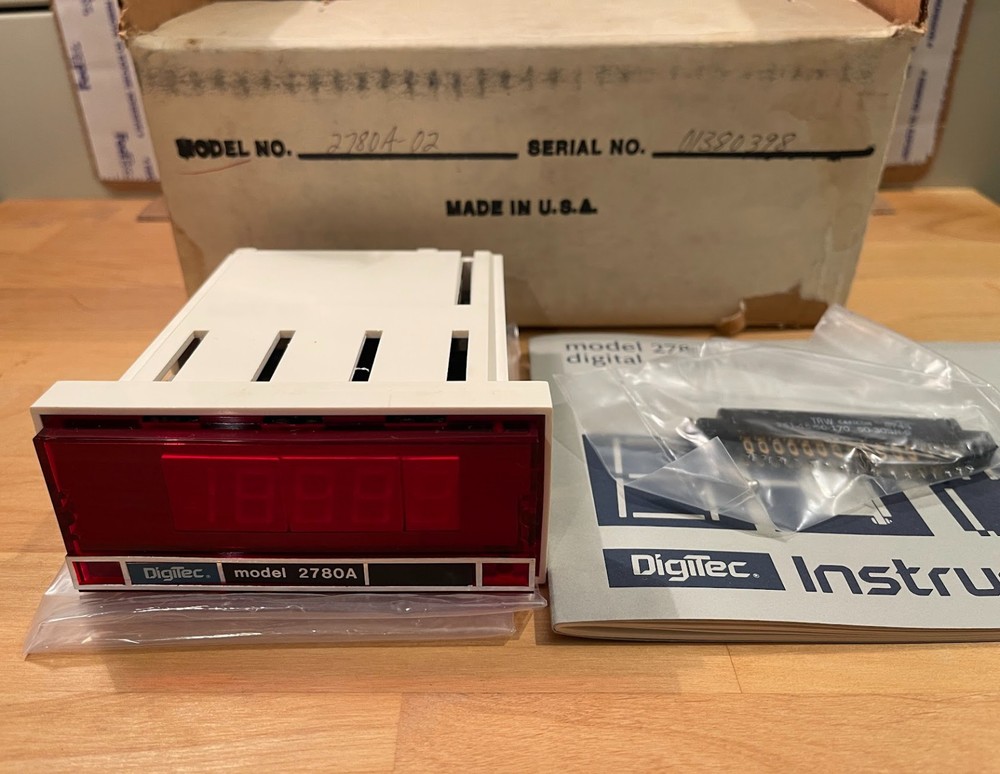 DigiTec Corp Model 2780A-02 Digital Panel Meter NOS