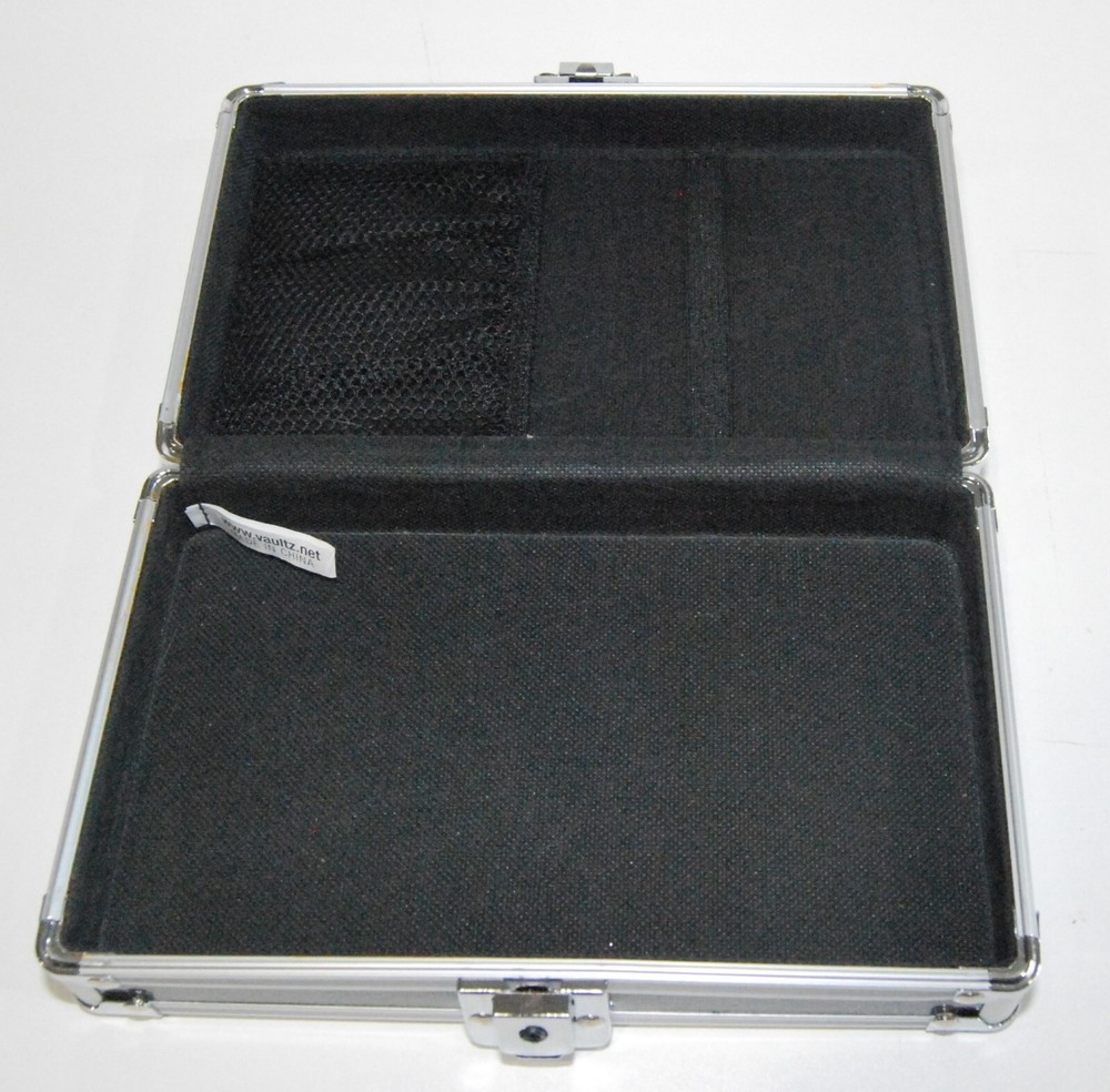 Marvel Ultimate Spider-Man Vaultz Clasping Pencil/school Box