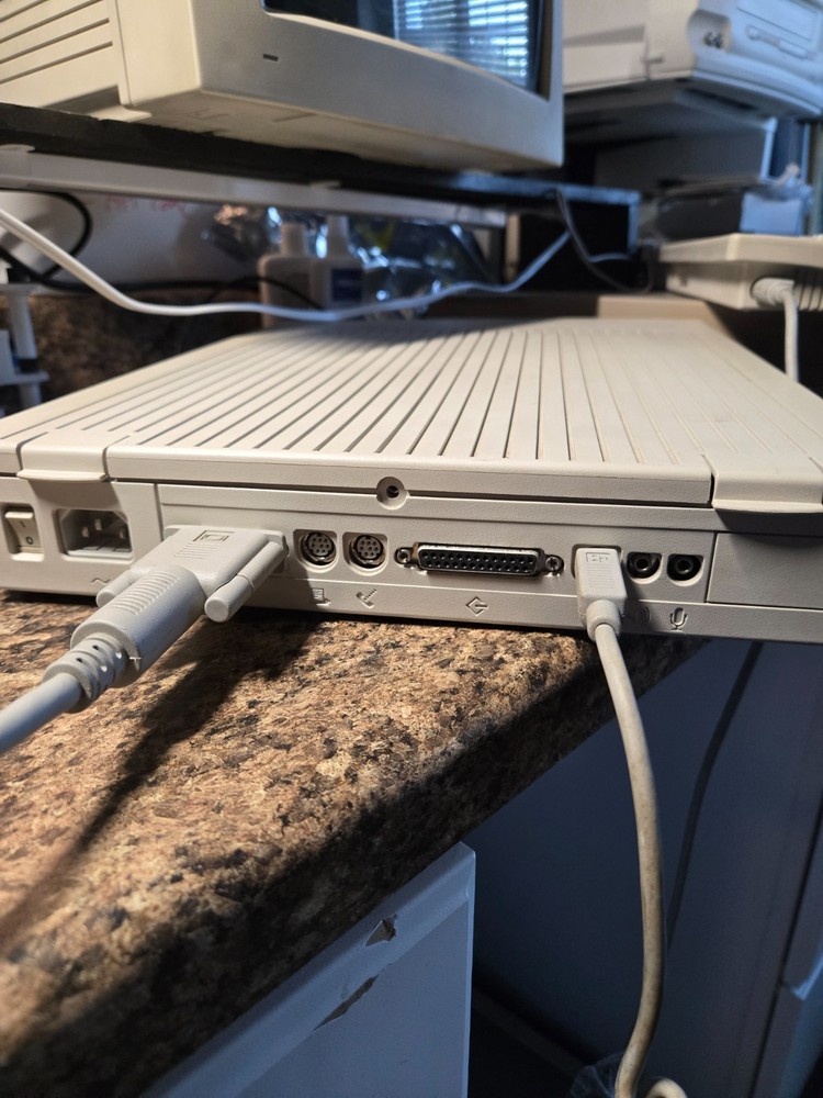 Apple Macintosh LC II Complete System - Tested Working