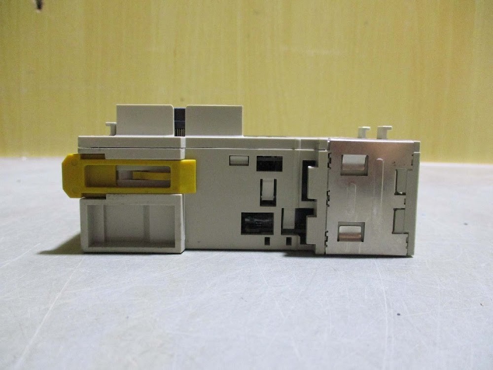 OMRON CJ1W-MD263 PLC Mixed I/O Module (2 Units) USED #2