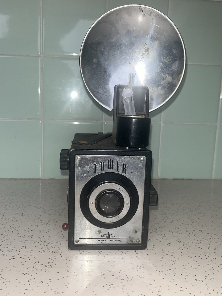 Vintage Tower Film Camera + Extra Flash & Manual UNTESTED