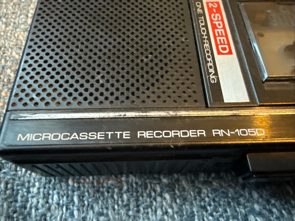 2 Microcassette Recorders. Panasonic And General Electric. Parts Read.￼