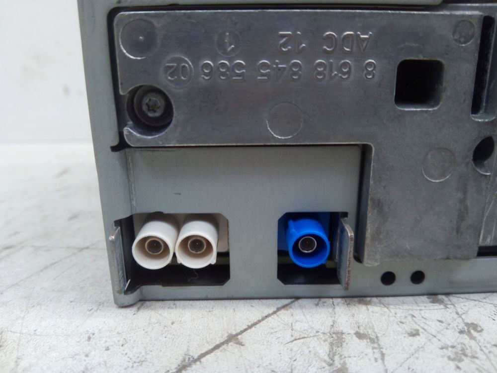 Radio/CD Changer Combination GPS Code Not Available. Suitable for VW