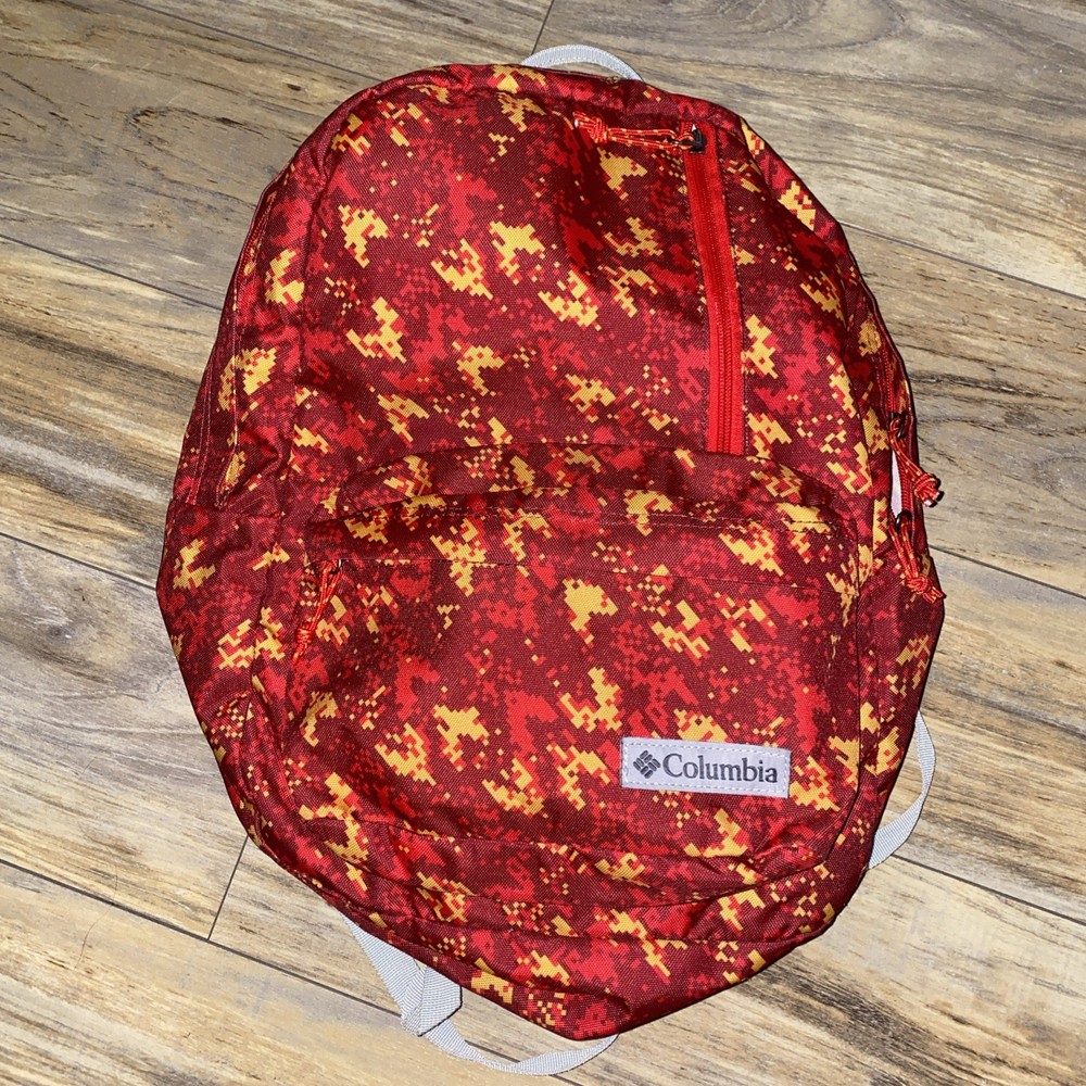 Columbia Lightweight Backpack Red Pixel Camo
