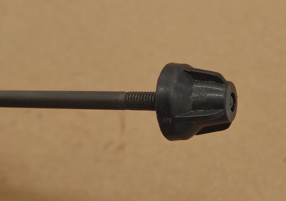 Quando Rear Hub Skewer 135 mm