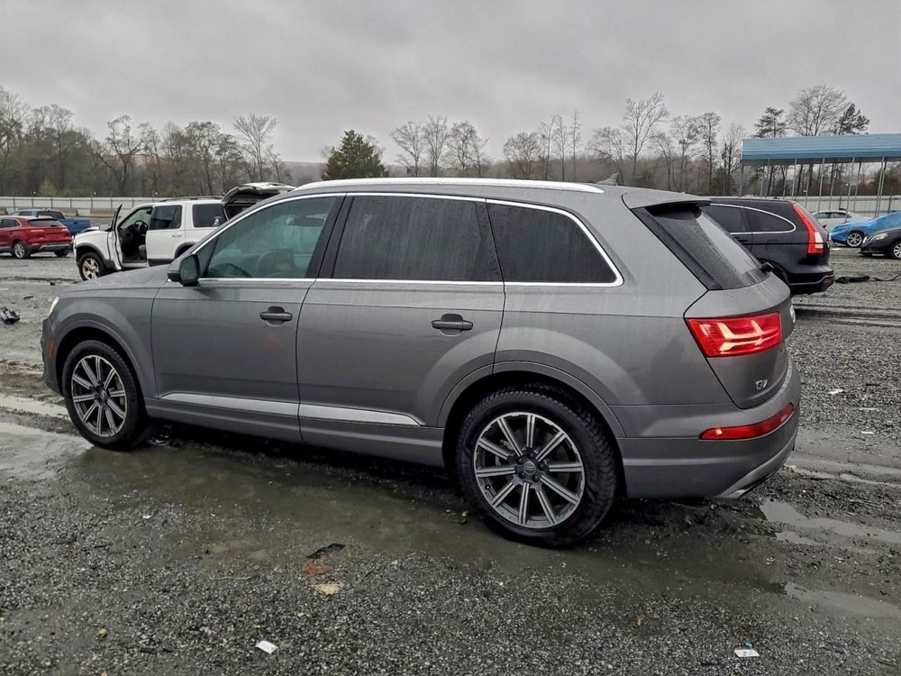 Fuse Box Engine Fits 17-24 AUDI Q7 4939768
