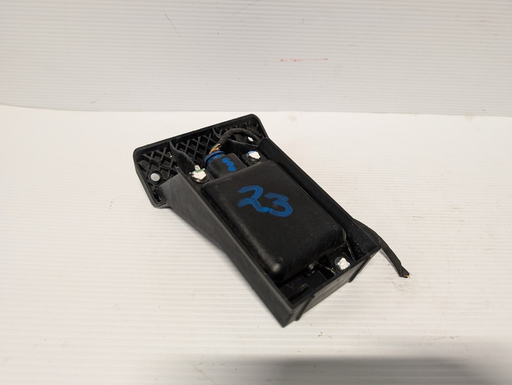 2016-2019 Volkswagen DRIVER LEFT Blind Spot Radar Sensor