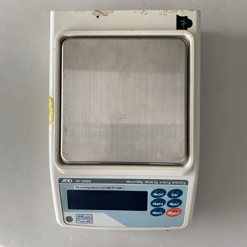 A&D GF-2000 Precision Lab Balance Compact Bench Scale Max 2100 g