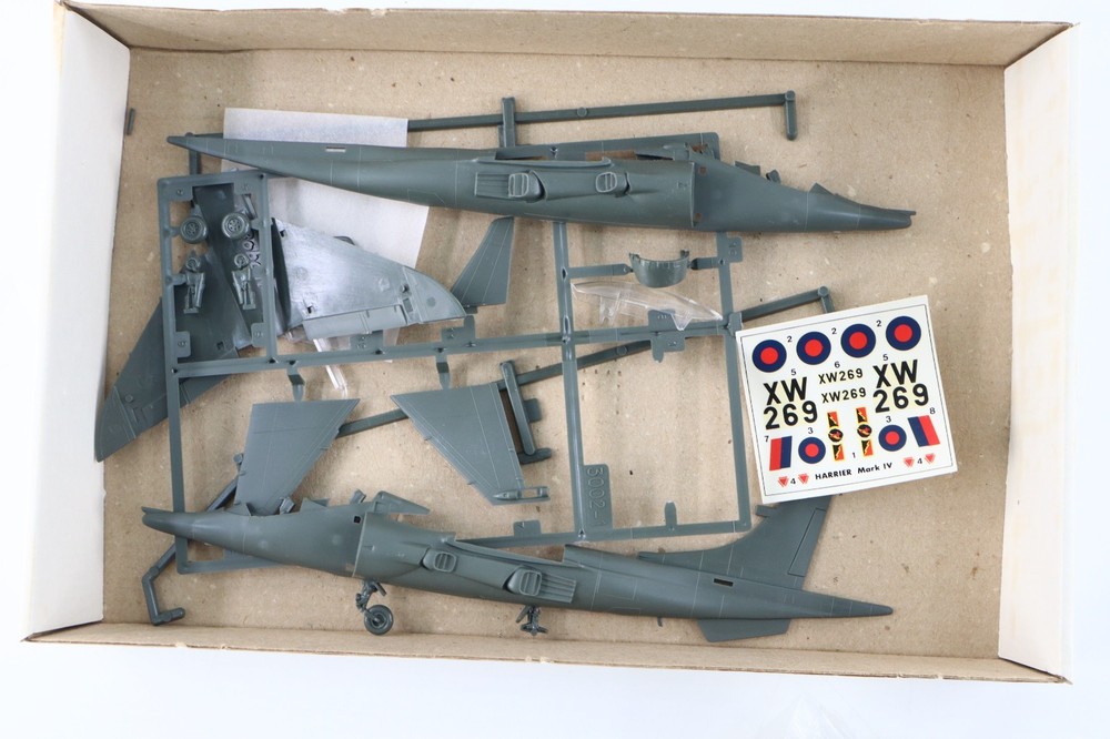 Humbrol 1/72 Harrier TM4 Model Kit