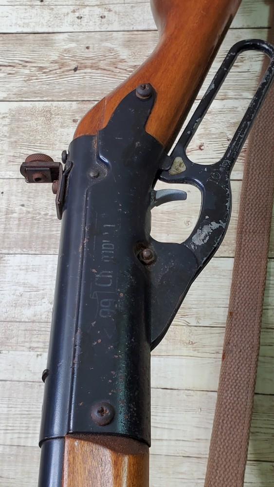 DAISY Model 99 Champion BB Gun ( Fully Working CONDITION)