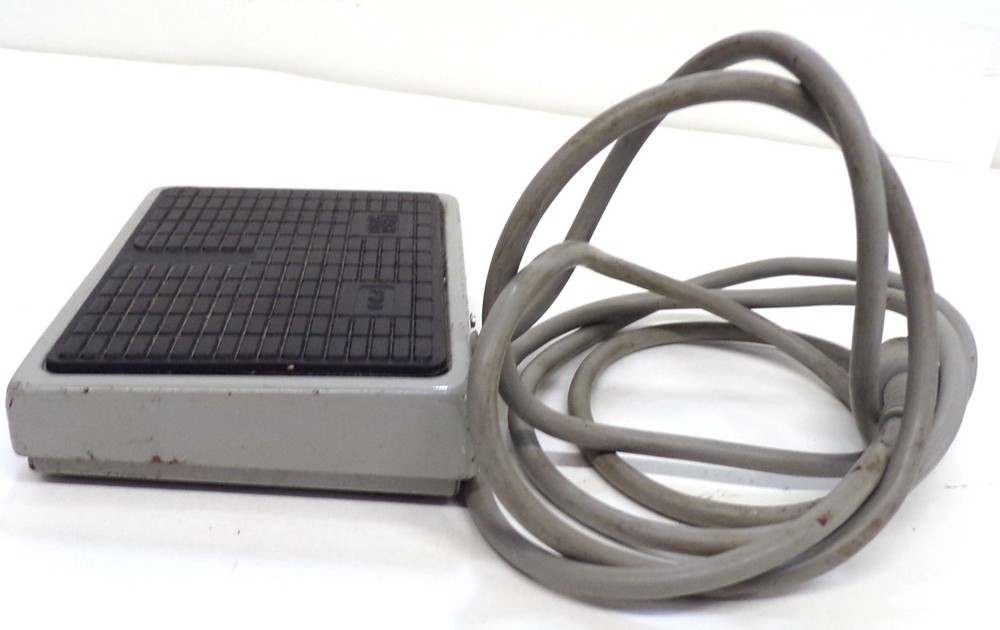 SANYO TRANSCRIBER FOOT SWITCH, FS-81