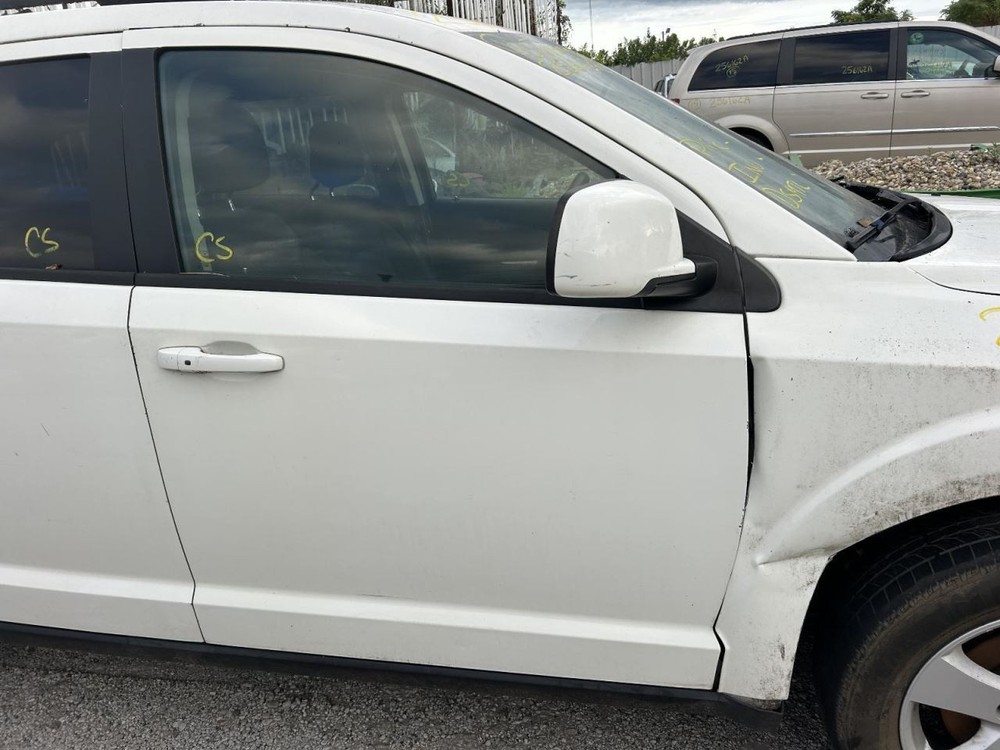 (LOCAL PICKUP ONLY) Driver Front Door Electric Opt Jpd Automatic Down Fits 11-20