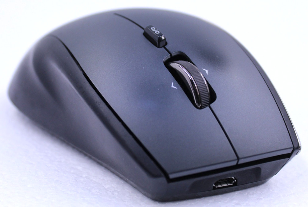 Logitech K800 Wireless Keyboard (Gold F Keys) & Mx Master Mouse + USB - Tested