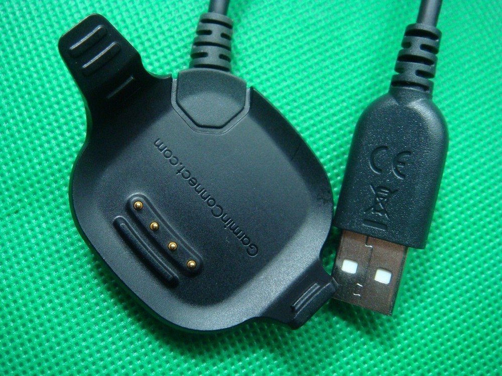 Original Garmin Charging/Large Data Base for Forerunner 10/15, Black