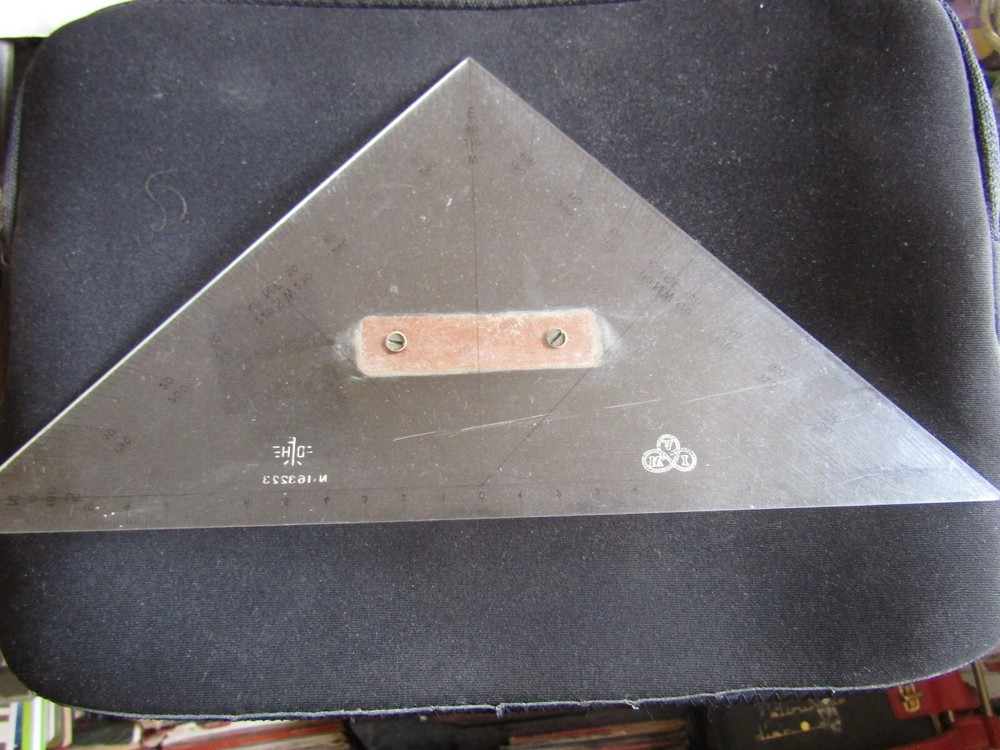 Vintage Triangular 275 m/m Nautical Navigation Square IVM N.163223