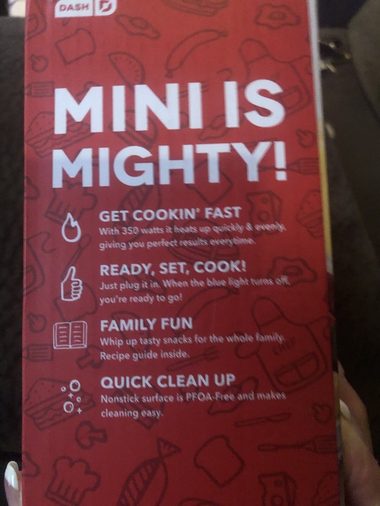 Dash Mini waffle Maker New In Box