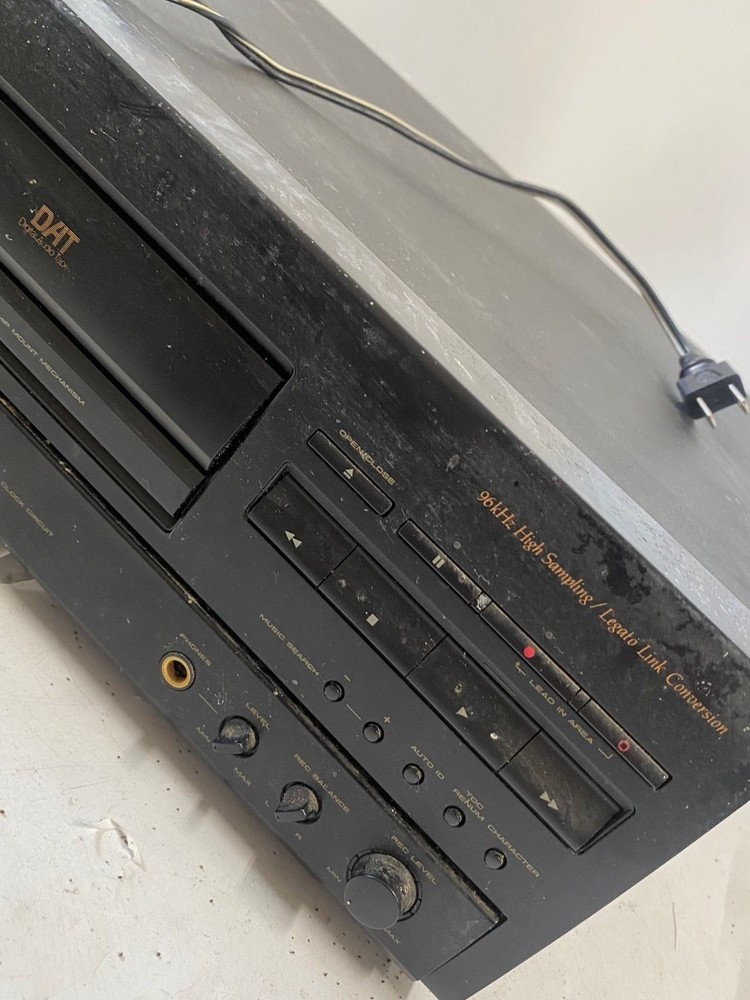 DAT Deck D-05 Digital Audio Tape Recorder